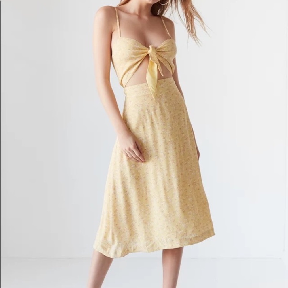 Rolla’s X Urban Outfitters Floral Pastel Midi Dress NWOT! (Medium)